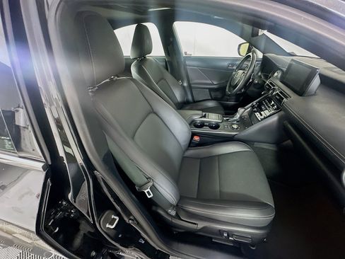 Used 2025 Lexus IS 300 w/ Comfort Package image 29
