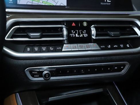 Certified 2022 BMW X5 xDrive45e w/ Executive Package image 29