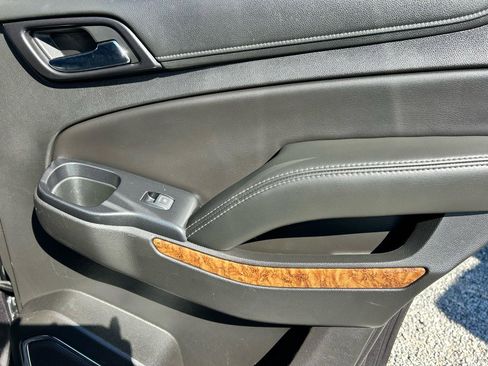 Used 2018 Chevrolet Tahoe Premier image 14