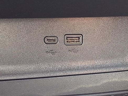 New 2026 Chevrolet Equinox LT w/ Convenience Package II FWD image 20