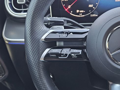 Used 2025 Mercedes-Benz C 300 Sedan image 27