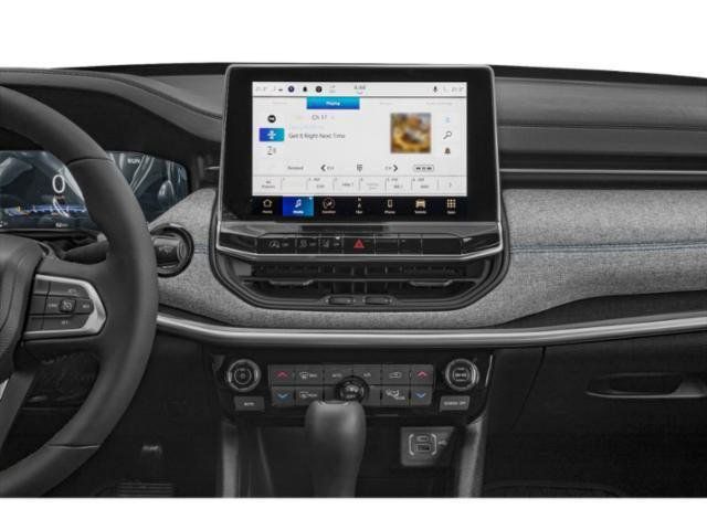 Certified 2025 Jeep Compass Limited AWD/4WD image 10