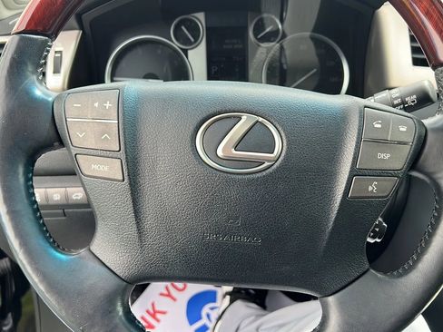 Used 2013 Lexus LX 570 4WD w/ Luxury Pkg image 33