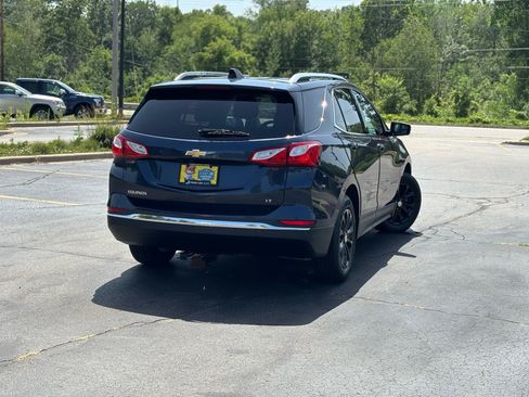 Used 2018 Chevrolet Equinox LT w/ Sun & Infotainment Package FWD image 8