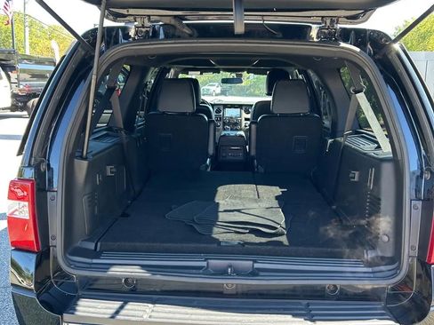 Used 2017 Ford Expedition EL Limited image 20
