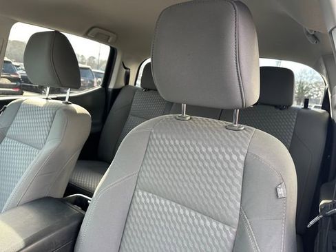 Used 2022 Toyota Tacoma SR image 15