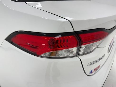 Used 2023 Toyota Corolla LE image 36