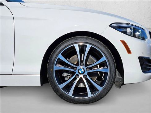 Used 2020 BMW 230i Convertible w/ Convenience Package image 20