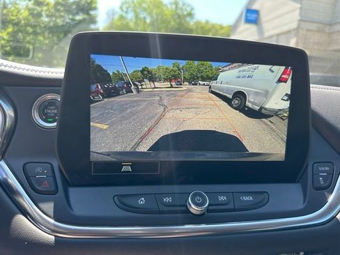 Used 2024 Chevrolet Blazer LT FWD image 23