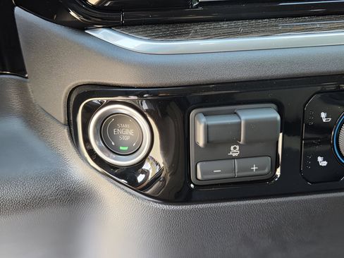 New 2026 Chevrolet Silverado 1500 LT image 22