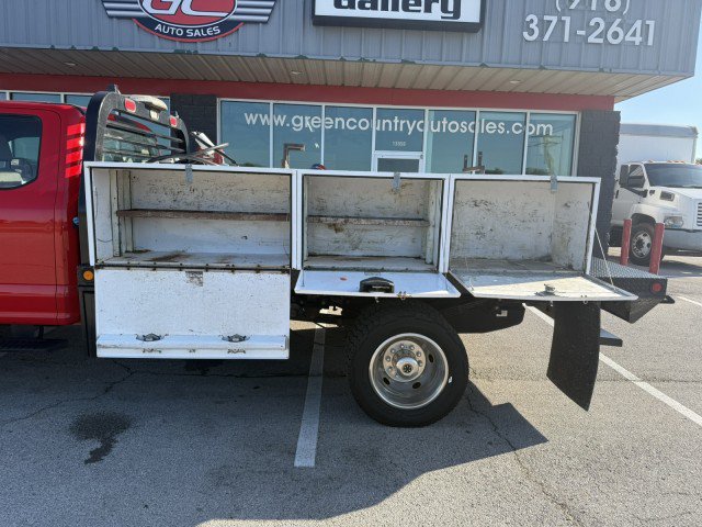 Used 2019 Ford F550 2WD SuperCab Super Duty w/ XL Value Package image 13