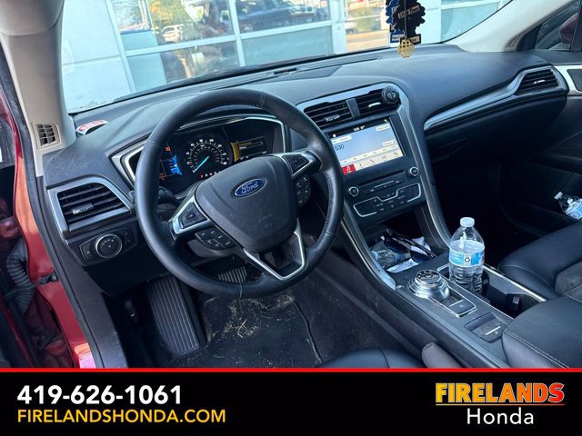 Used 2017 Ford Fusion SE w/ Equipment Group 201A FWD image 14
