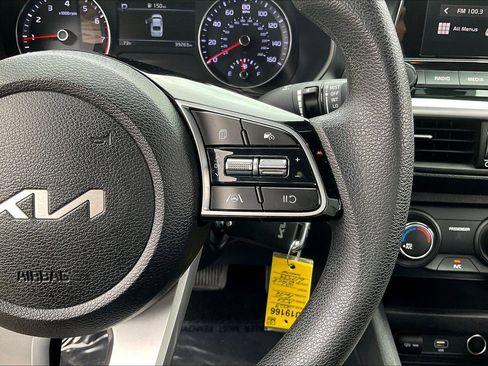 Used 2023 Kia Forte LXS image 19