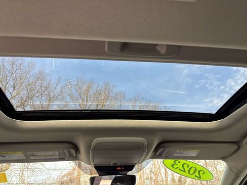 Used 2023 MAZDA CX-30 AWD 2.5 S w/ Premium Package image 11