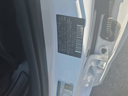 Certified 2025 Hyundai Elantra SEL FWD image 28