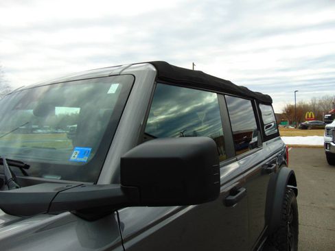 Used 2022 Ford Bronco Black Diamond AWD/4WD image 65