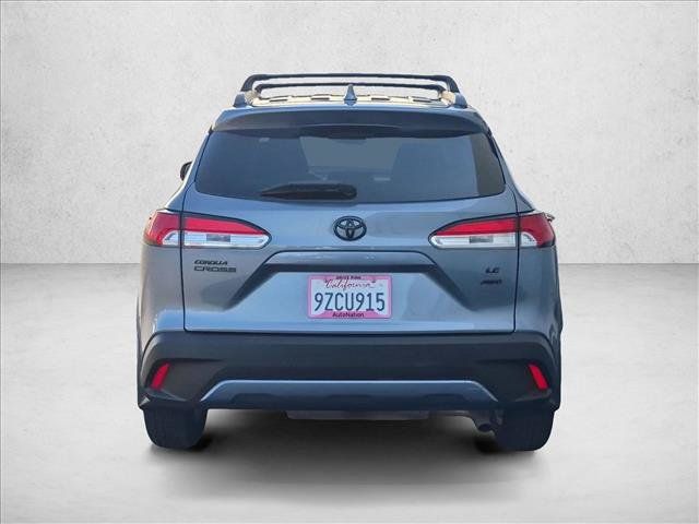 Used 2022 Toyota Corolla Cross LE w/ Moonroof Package AWD/4WD image 7