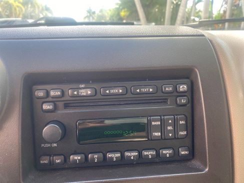 Used 2006 Ford Expedition Eddie Bauer image 45