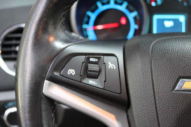 Used 2015 Chevrolet Cruze LT FWD image 16