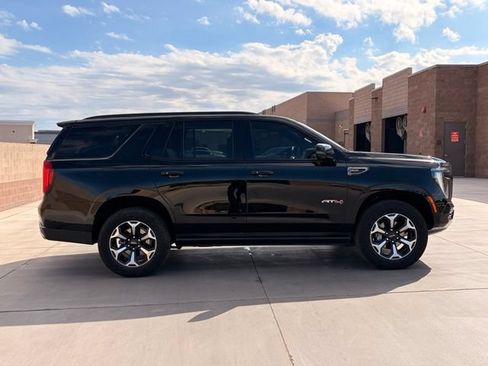 Used 2026 GMC Yukon AT4 w/ AT4 Premium Package AWD/4WD image 5
