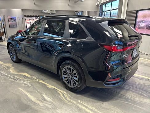 Used 2025 MAZDA CX-70 3.3 Turbo w/ Preferred Package AWD/4WD image 35