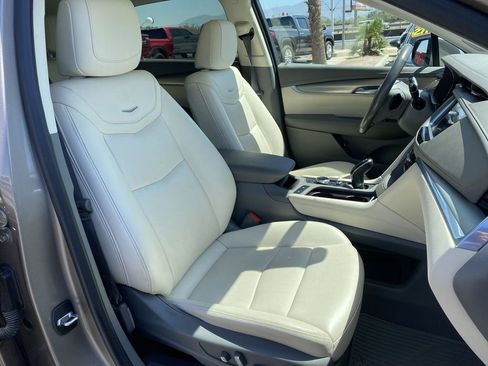 Used 2023 Cadillac XT5 Premium Luxury AWD/4WD image 29