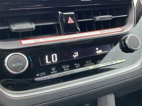 Certified 2025 Toyota Corolla Cross AWD Hybrid image 23