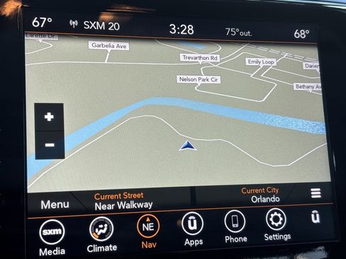 Used 2022 Jeep Grand Cherokee Laredo E image 22