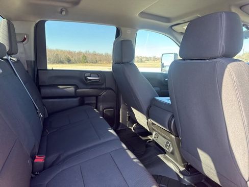 Used 2020 Chevrolet Silverado 2500 Custom w/ Custom Value Package image 20