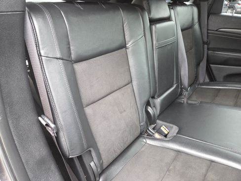 Used 2019 Jeep Grand Cherokee Altitude AWD/4WD image 25