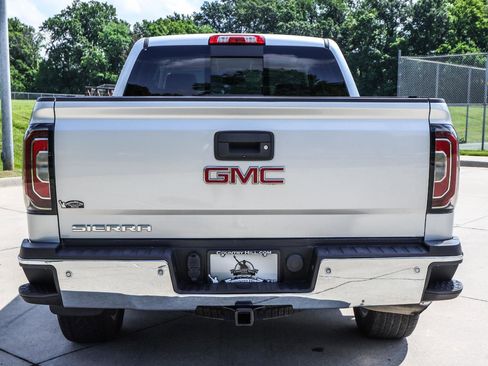 Used 2017 GMC Sierra 1500 SLT w/ SLT Preferred Package AWD/4WD image 20