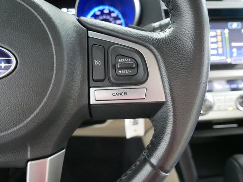 Used 2017 Subaru Outback 2.5i Premium image 28