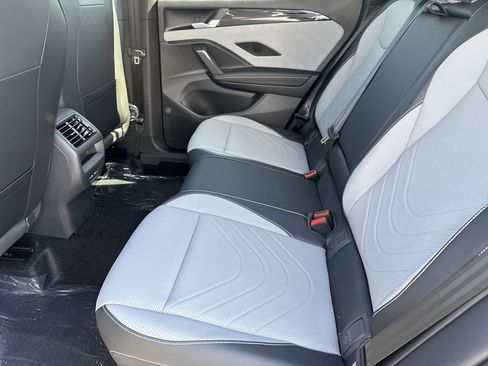 New 2026 Volkswagen Tiguan SE R-Line FWD image 27