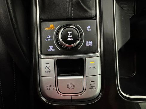 Used 2022 Kia Telluride SX w/ SX Prestige Package image 25