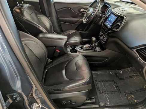 Used 2020 Jeep Cherokee Limited AWD/4WD image 23