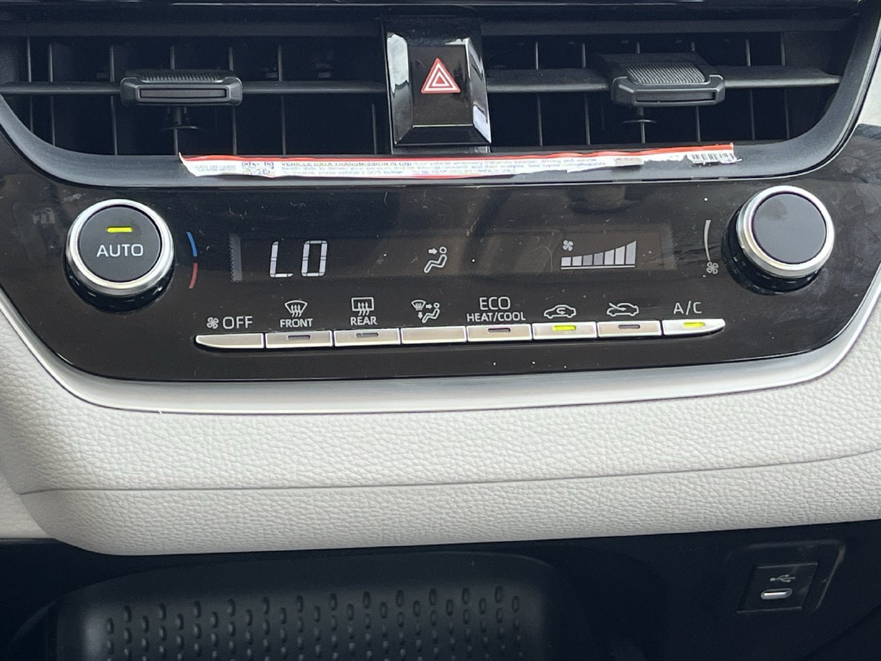 Used 2025 Toyota Corolla LE FWD image 18