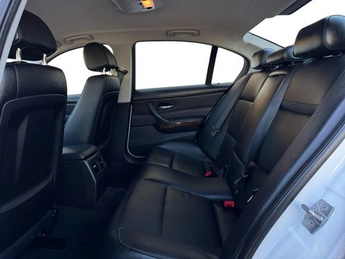 Used 2011 BMW 328i Sedan RWD image 16