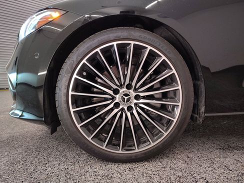 Used 2026 Mercedes-Benz C 300 Sedan image 11