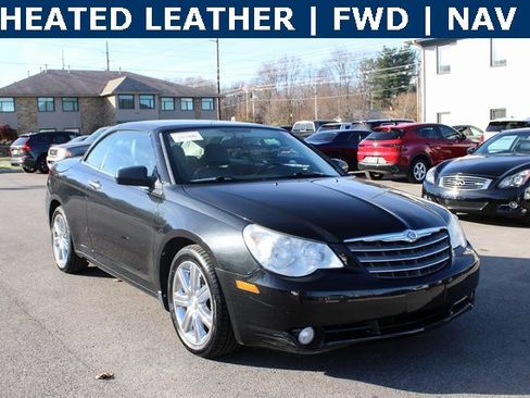 Used 2010 Chrysler Sebring Limited image 2