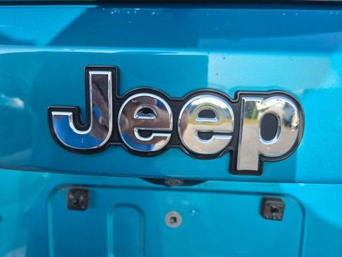 Used 2020 Jeep Renegade Sport w/ Sport Appearance Group AWD/4WD image 22