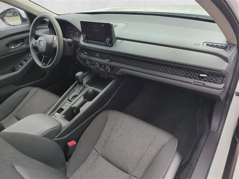 Used 2024 Honda Accord EX image 25