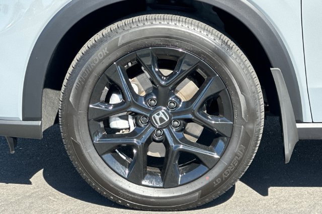 Used 2025 Honda HR-V Sport image 29