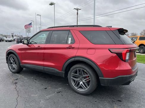 New 2026 Ford Explorer ST image 5
