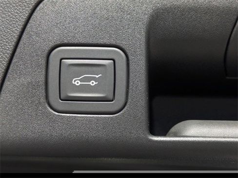 New 2025 Buick Envision Sport Touring image 14