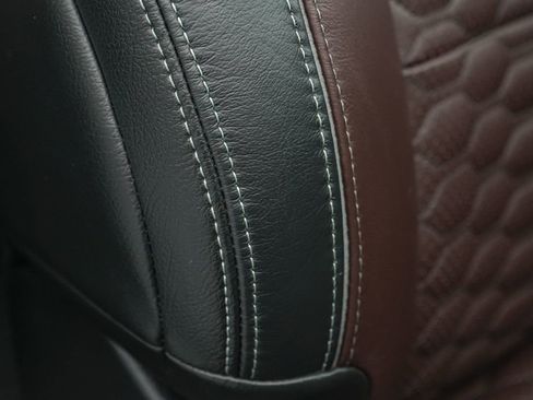 Used 2024 Ford F250 Lariat w/ Lariat Ultimate Package image 40