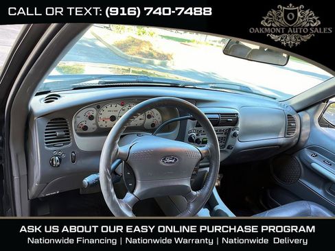 Used 2002 Ford Explorer Sport Trac 4x4 image 16