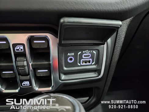 New 2026 Jeep Gladiator Sport image 56