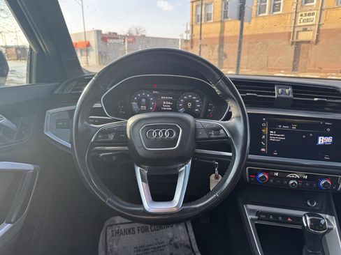 Used 2019 Audi Q3 2.0T Premium image 12