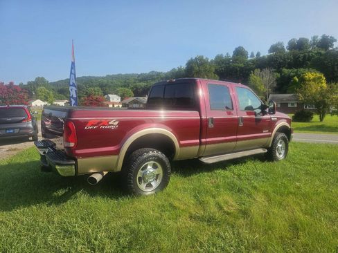Used 2005 Ford F250 Lariat AWD/4WD image 5