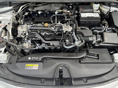 Used 2025 Toyota Corolla LE FWD image 30